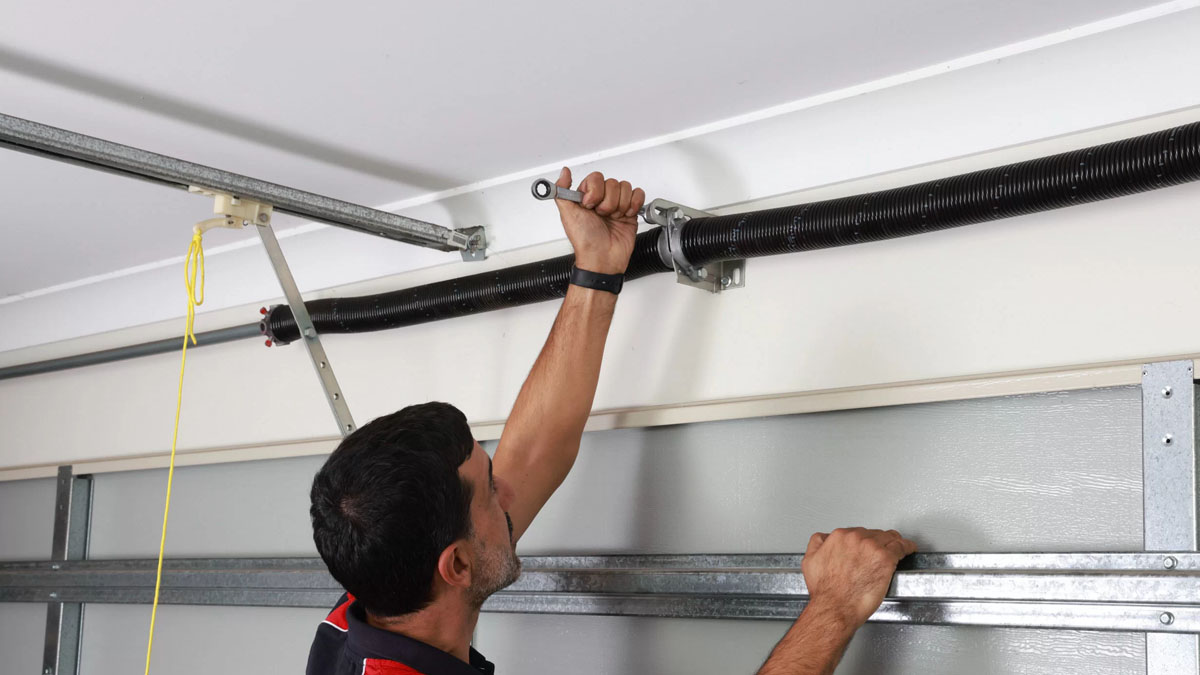 how-to-get-reliable-garage-door-spring-repair-companies-in-woodland-hills