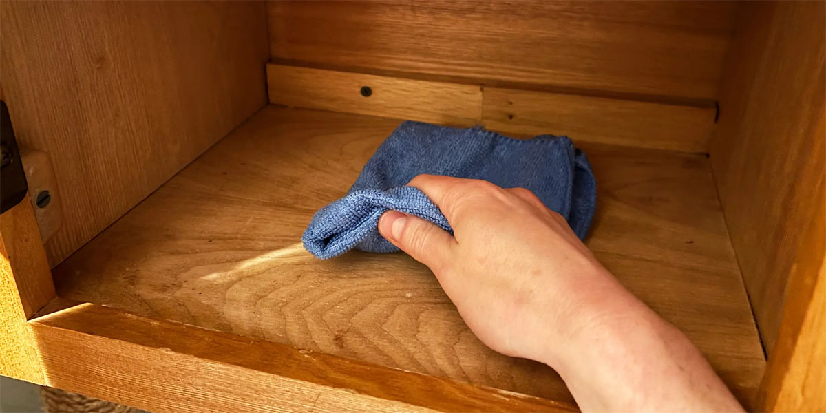 how-to-clean-wood-kitchen-cabinets